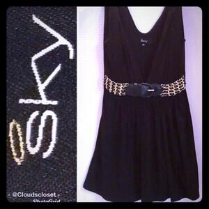 SKY TOP Solid BLACK DEEP V neck BELTED Chain SMALL